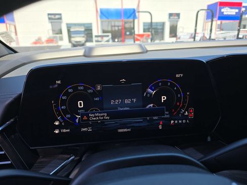 Used 2025 Chevrolet Tahoe LS AWD/4WD image 19