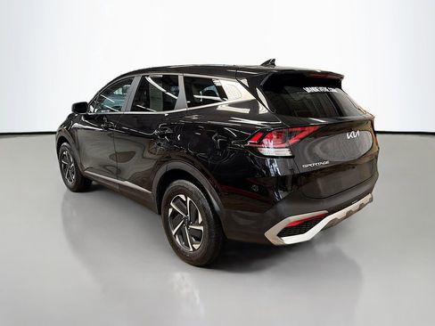 Used 2023 Kia Sportage LX image 7