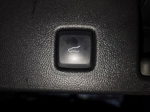 Used 2022 Ford Escape SE w/ Convenience Package image 29