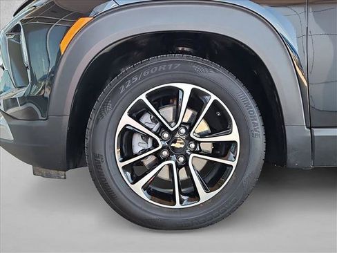 Used 2025 Chevrolet TrailBlazer LT FWD image 22