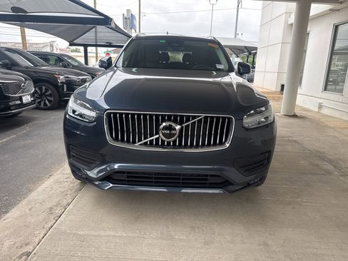 Used 2023 Volvo XC90 B6 Core AWD/4WD image 2