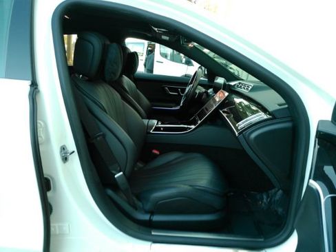 Used 2022 Mercedes-Benz S 500 4MATIC image 24