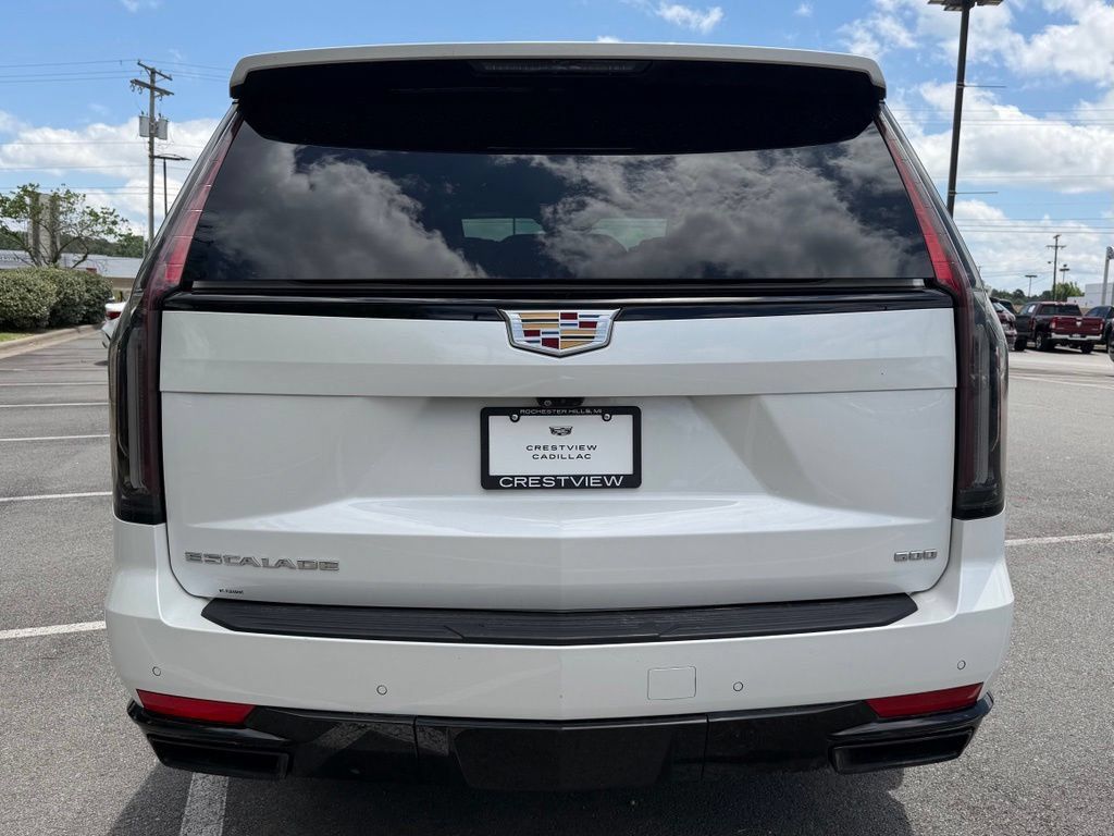 Used 2021 Cadillac Escalade Sport Platinum AWD/4WD image 6