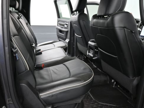 Used 2024 RAM 2500 Laramie w/ Night Edition image 20