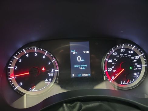 Used 2021 Toyota Highlander L image 20