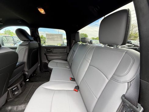 New 2026 RAM 3500 Tradesman AWD/4WD image 25