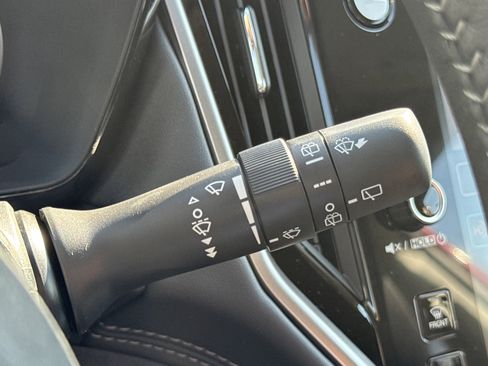 New 2025 Subaru Outback Premium image 18