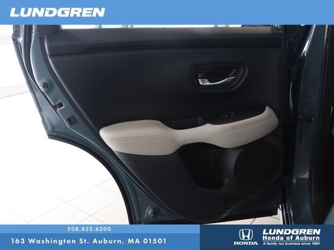 Used 2024 Honda HR-V LX image 13