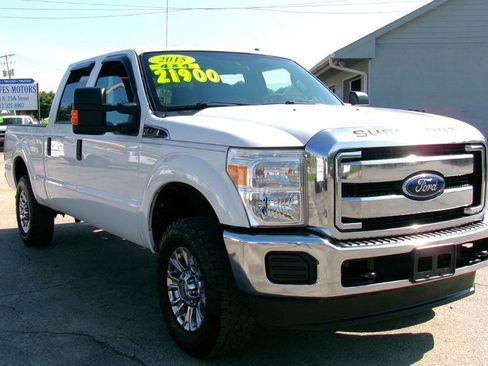 Used 2015 Ford F250 XLT AWD/4WD image 5