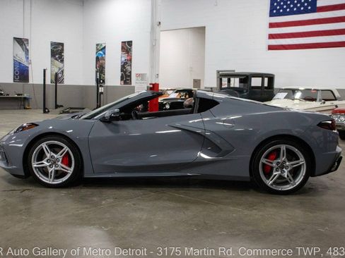 Used 2024 Chevrolet Corvette Stingray Preferred Cpe w/ 2LT RWD image 4