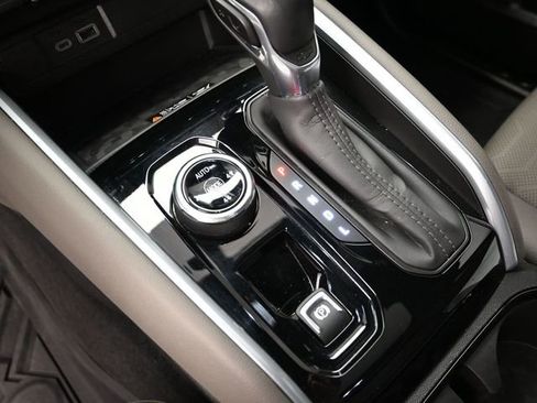 Used 2024 Chevrolet Colorado ZR2 w/ ZR2 Bison Edition image 36