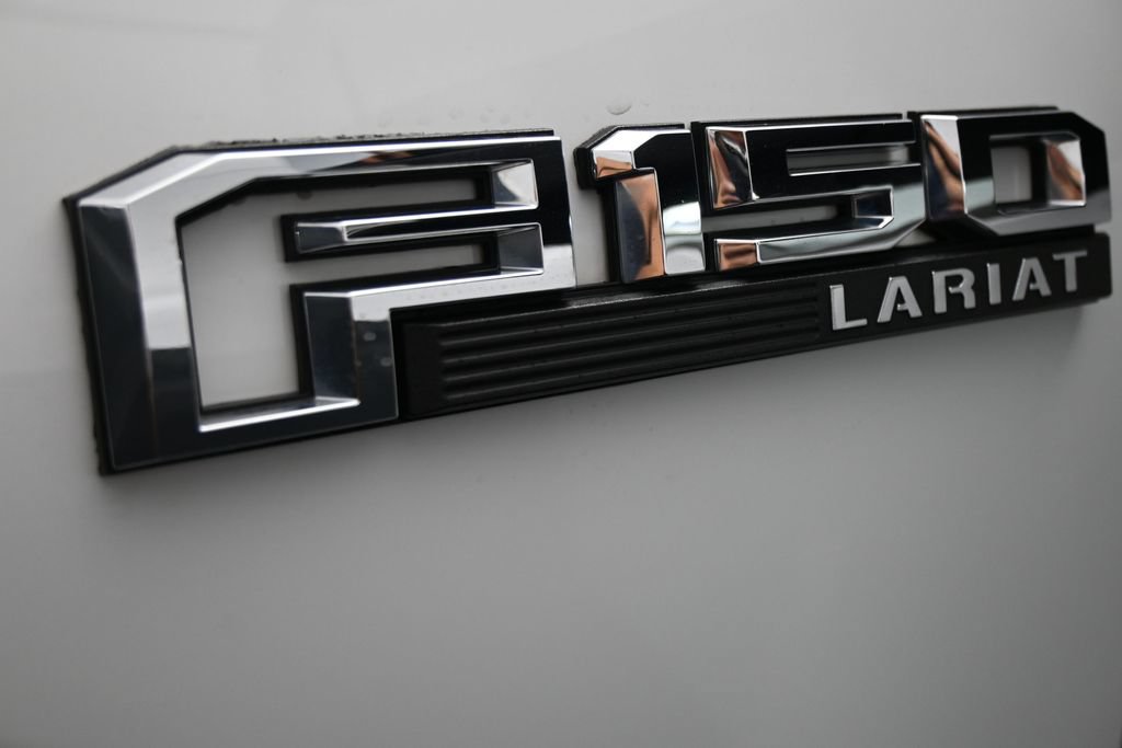 Used 2020 Ford F150 Lariat w/ Equipment Group 502A Luxury AWD/4WD image 33