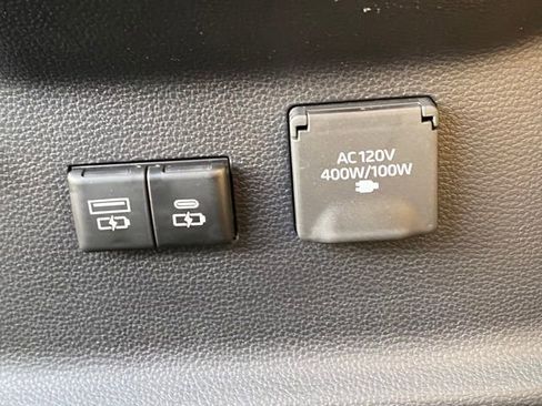 New 2026 Toyota Tundra Platinum AWD/4WD image 29