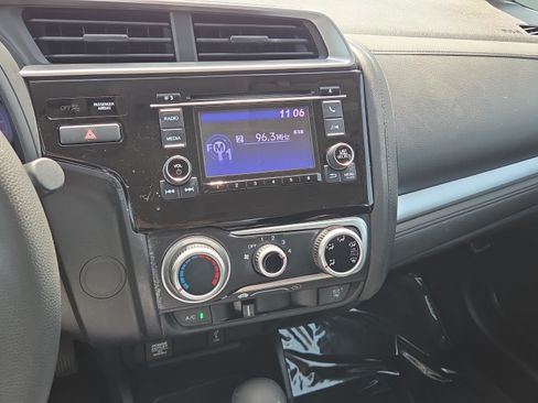 Used 2019 Honda Fit LX image 26