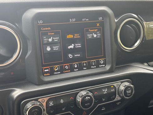 Used 2021 Jeep Wrangler Unlimited Sahara image 53