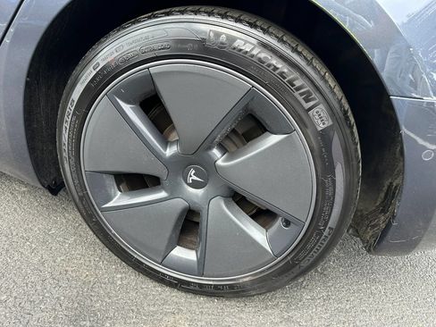 Used 2021 Tesla Model 3 Standard Range Plus RWD image 10