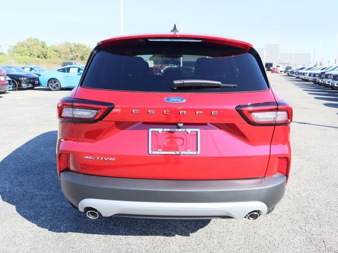 New 2026 Ford Escape Active image 3