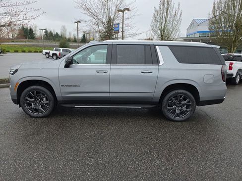 New 2026 Chevrolet Suburban LT w/ Comfort Package image 3