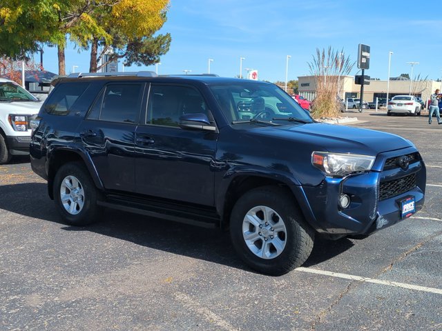 Used 2016 Toyota 4Runner SR5 AWD/4WD image 3