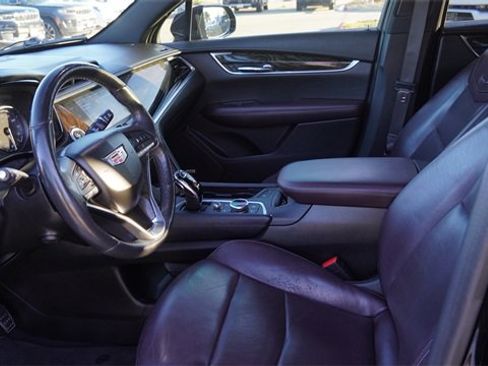 Used 2020 Cadillac XT6 Premium Luxury image 20