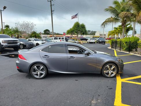 Used 2019 Lexus IS 300 w/ Premium Package image 5