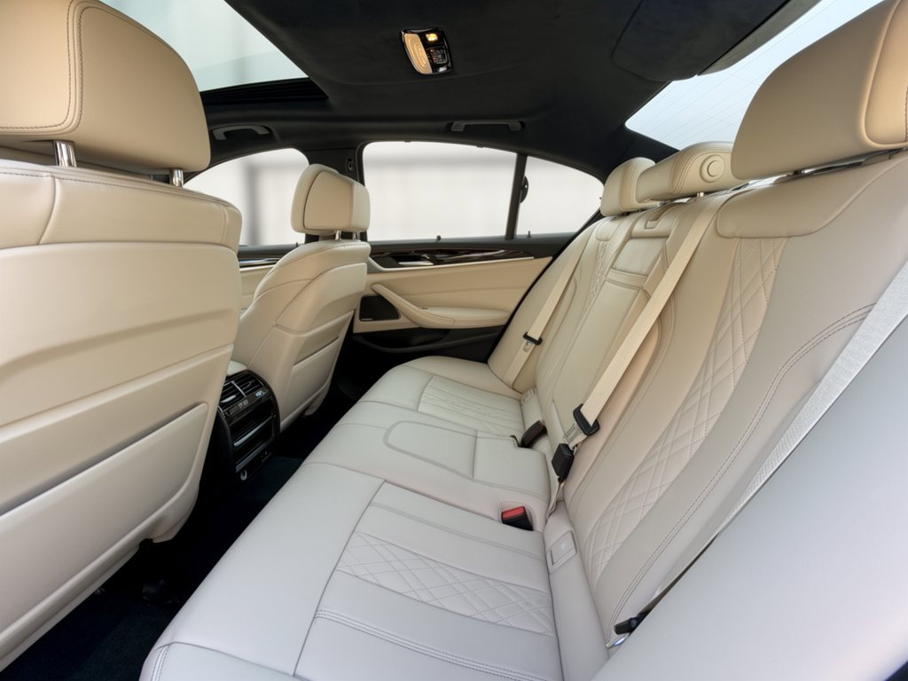 Certified 2023 BMW M550i xDrive w/ Executive Package AWD/4WD image 25