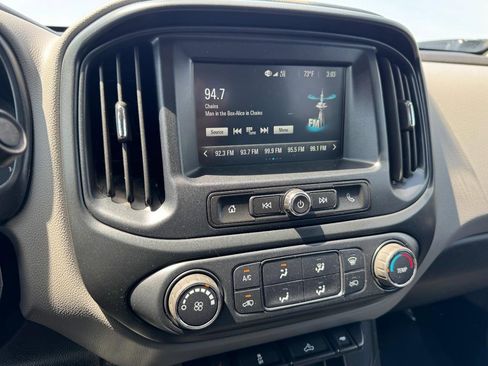 Used 2017 Chevrolet Colorado W/T w/ WT Convenience Package AWD/4WD image 18