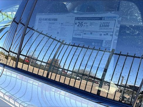 New 2026 Volvo XC60 B5 Ultra w/ Protection Package Premier image 43