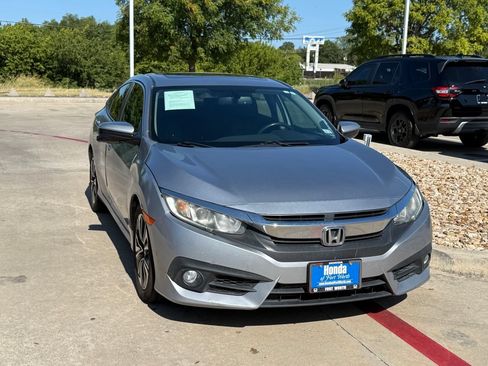 Used 2017 Honda Civic EX-L image 7