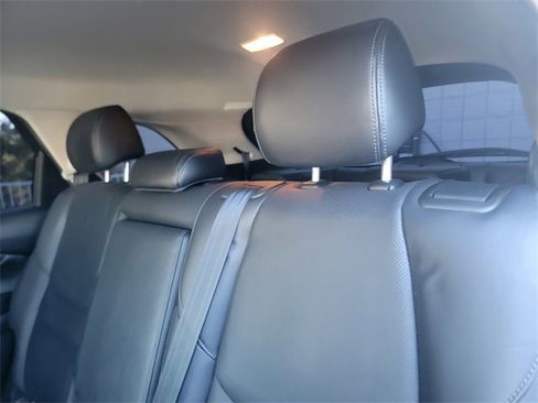 Used 2022 MAZDA CX-9 Touring image 13