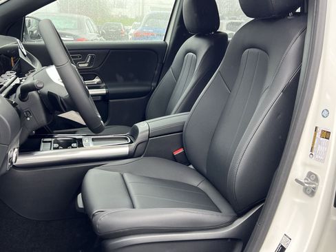 New 2026 Mercedes-Benz GLA 250 4MATIC image 11