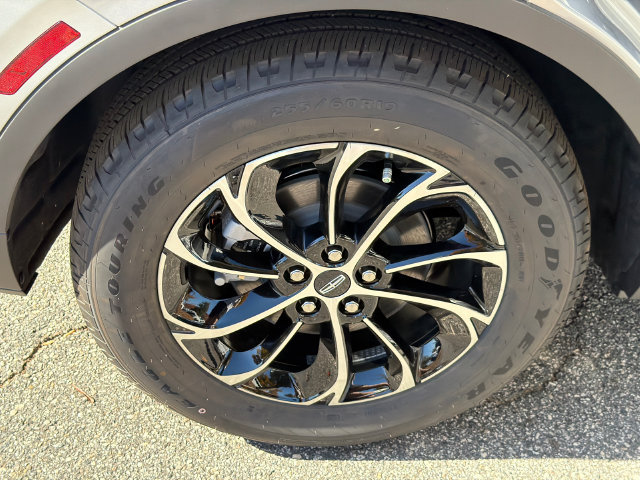 New 2026 Lincoln Nautilus Premier w/ Equipment Group 102A AWD/4WD image 18