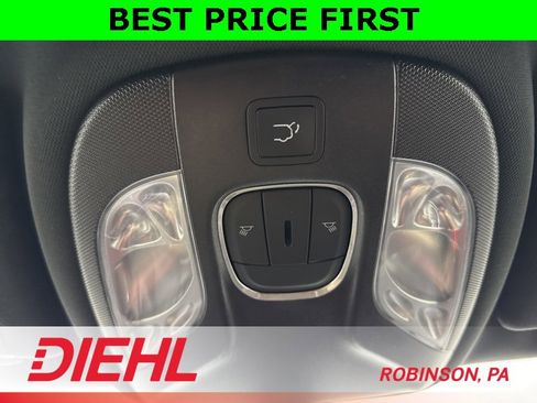 New 2026 Jeep Compass Limited image 32