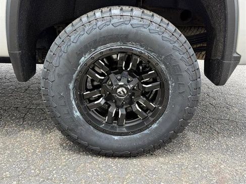 Used 2022 Chevrolet Silverado 2500 LTZ AWD/4WD image 13