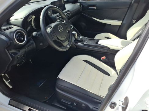 Used 2022 Lexus IS 350 F Sport w/ Navigation Package image 16