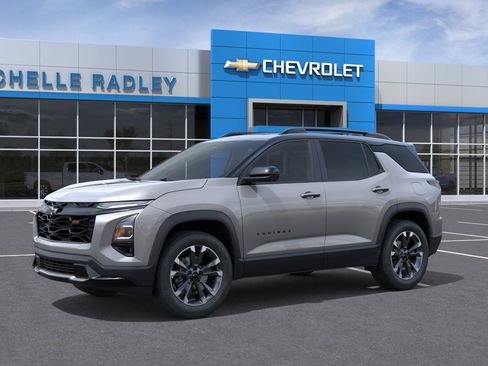 New 2026 Chevrolet Equinox RS w/ Convenience Package III AWD/4WD image 2