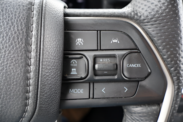 Used 2024 Toyota Tacoma TRD Off-Road w/ TRD Off Road Upgrade Package AWD/4WD image 32