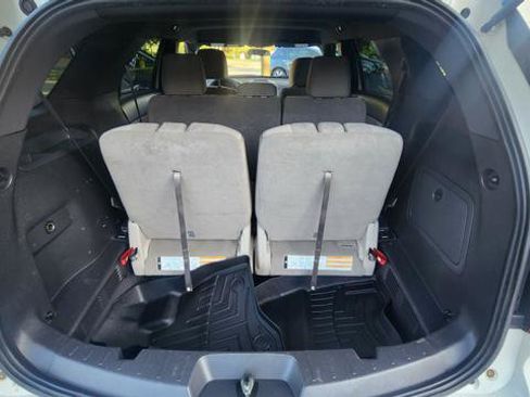 Used 2012 Ford Explorer 4WD w/ Class III Trailer Tow Pkg image 19