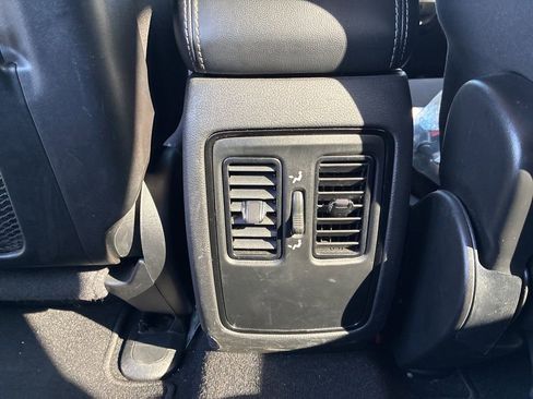 Used 2021 Dodge Durango SXT w/ 3rd Row Seating Group image 21