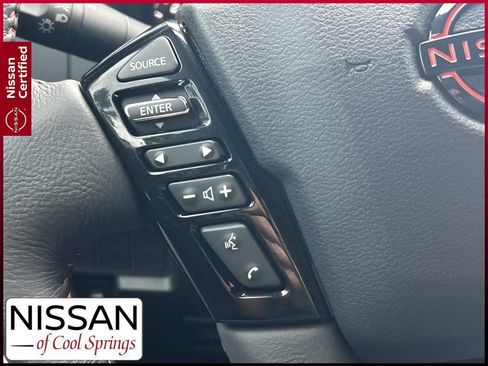 Certified 2025 Nissan Frontier PRO-4X AWD/4WD image 33