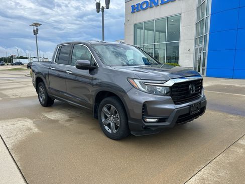 Used 2023 Honda Ridgeline RTL-E image 3