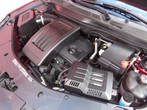 Used 2016 Chevrolet Equinox LT w/ Convenience Package image 3