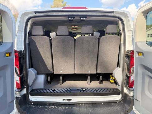 Used 2018 Ford Transit 350 XLT image 16