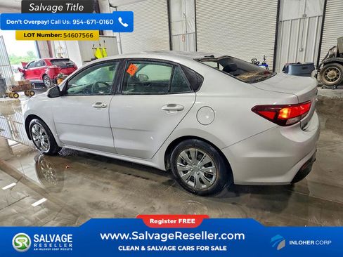 Used 2019 Kia Rio S FWD image 3