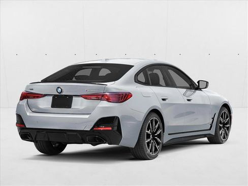 New 2027 BMW M440i w/ Premium Package RWD image 2