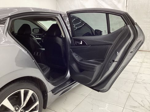 Used 2021 Nissan Maxima 3.5 SV w/ Floor Mat Group FWD image 23