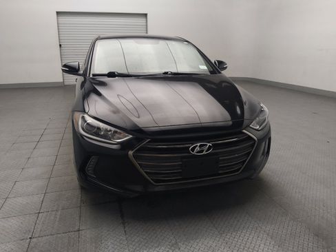 Used 2018 Hyundai Elantra Limited FWD image 14