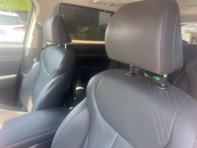 Used 2024 Hyundai Palisade SEL w/ Premium Package FWD image 9