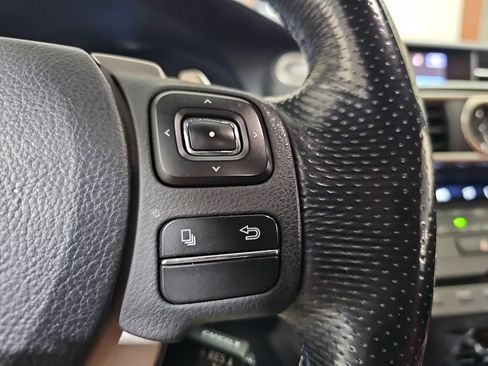 Used 2017 Lexus RC F w/ Premium Package RWD image 17