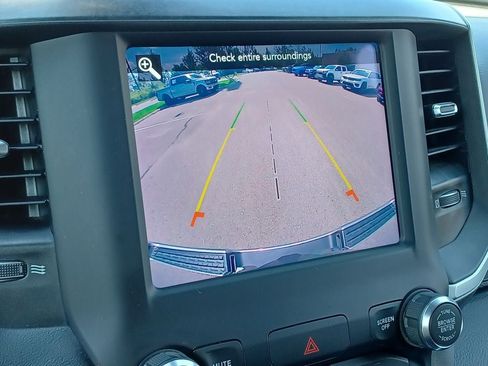 Used 2020 RAM 1500 Big Horn AWD/4WD image 17